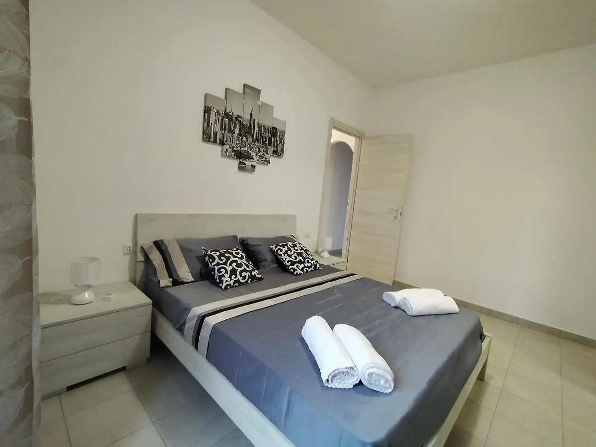 Holiday House Chiara SantʼAntìoco Appartamento